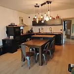 Sauna Apartement, 3 Bedrooms, Praha 8