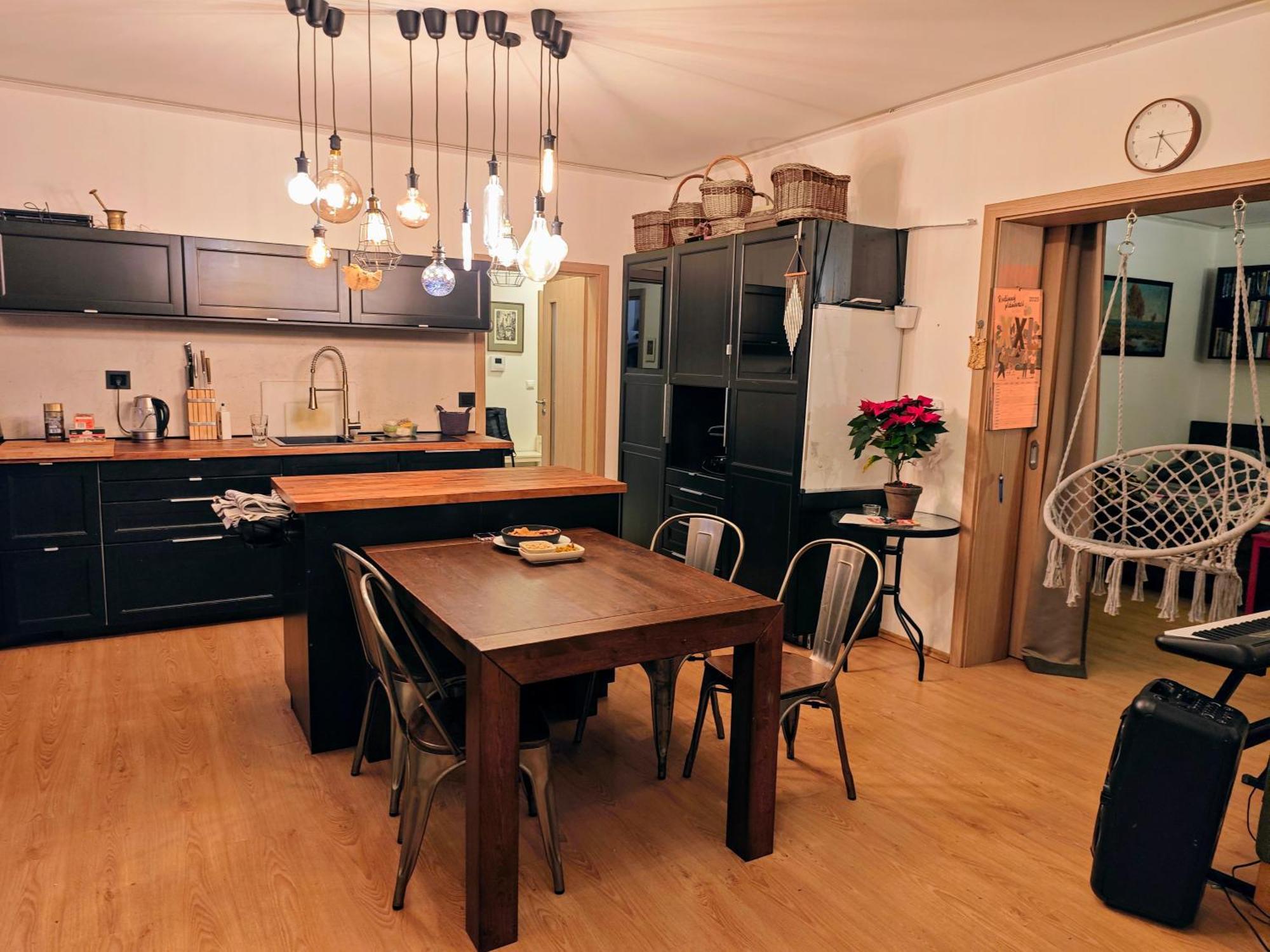 Sauna Apartement, 3 Bedrooms, 8 Apartment